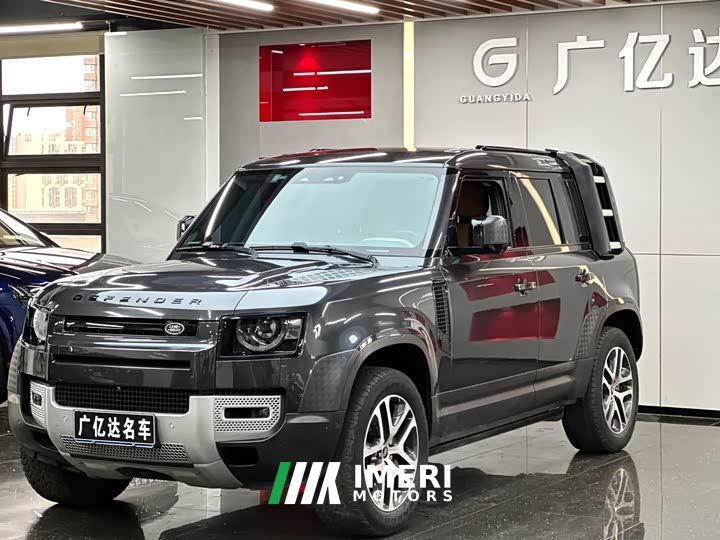 Land Rover Defender 110 3.0T P400 Dark Edition