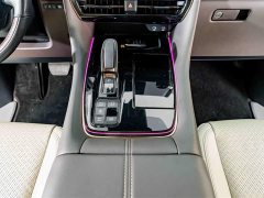 Toyota Vellfire Crown Hybrid 2.5L Executive Premier Edition - ფოტო 15
