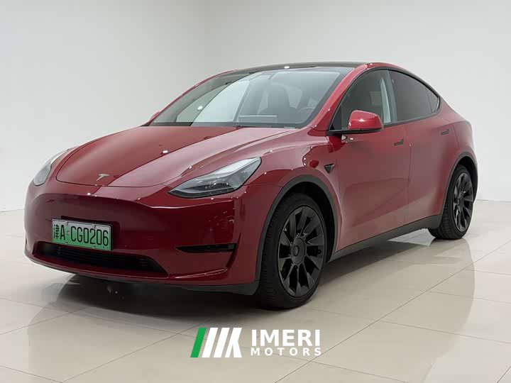 Tesla Model Y Facelift Rear-Wheel Drive