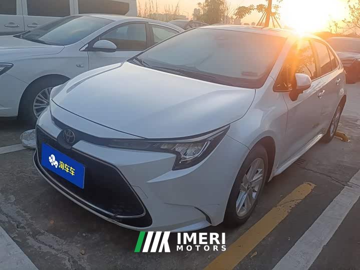 Toyota Corolla 1.8L CVT Luxury - ავტომობილი ჩინეთიდან