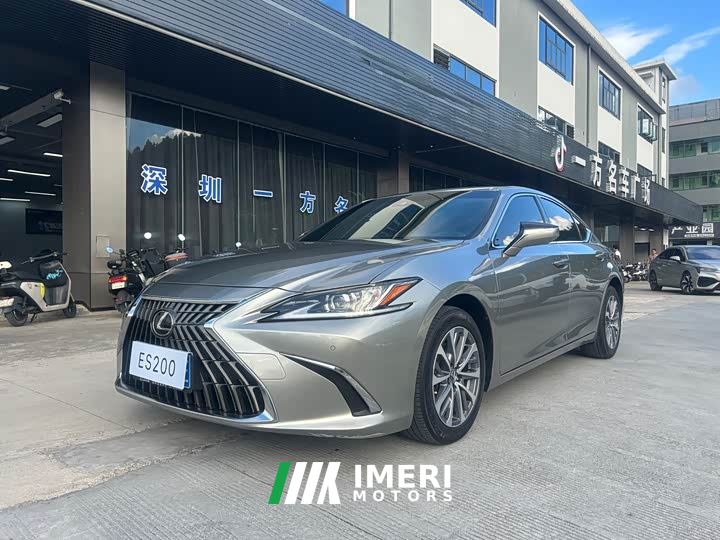 Lexus ES 200 Excellence Edition