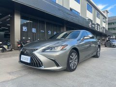 Lexus ES 2023 200 Excellence Edition - ფოტო 1