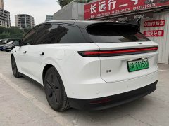 Li Auto i6 Two-wheel drive standard version - ფოტო 8