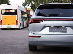 AITO M7 2024 1.5T Intelligent Driving AWD Max 5-Seater - ფოტო 18