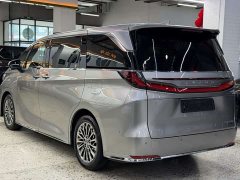 Lexus LM 2023 500h Six-Seat Premium Edition - ფოტო 2