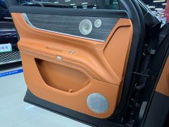AITO M9 Extended Range Ultra 42kWh 6-Seater - ფოტო 11