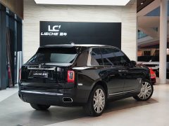 Rolls-Royce Cullinan 2018 Four-Seater - ფოტო 4
