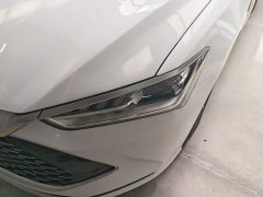 BYD Qin PLUS Glory Edition DM-i 55KM Leading - ფოტო 5