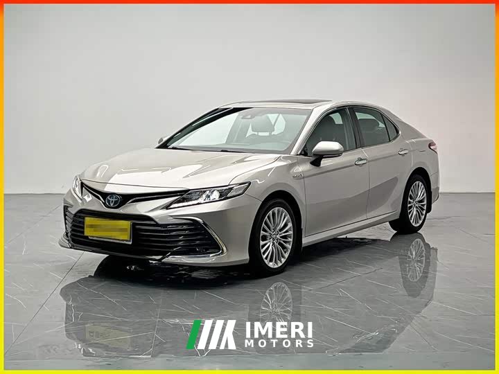 Toyota Camry Hybrid 2.5L HGVP Leading Edition - ავტომობილი ჩინეთიდან
