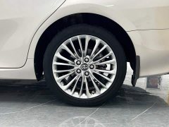 Toyota Camry Hybrid 2.5L HGVP Leading Edition - ფოტო 11