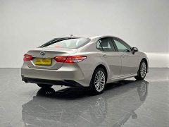 Toyota Camry Hybrid 2.5L HGVP Leading Edition - ფოტო 6