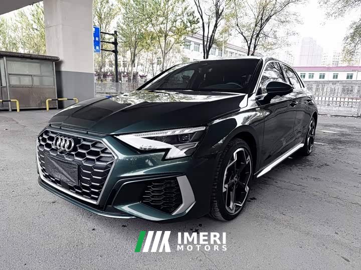 Audi A3 Sportback 35 TFSI Luxury Elegance - ავტომობილი ჩინეთიდან