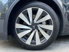 Tesla Model Y Rear-Wheel Drive - ფოტო 15