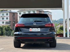 Volkswagen Touareg 3.0TSI Sharp Enjoyment Edition Jet Black Sport Package - ფოტო 12