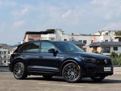 Volkswagen Touareg 3.0TSI Sharp Enjoyment Edition Jet Black Sport Package - ფოტო 3