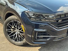Volkswagen Touareg 3.0TSI Sharp Enjoyment Edition Jet Black Sport Package - ფოტო 4