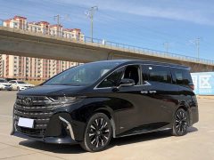 Toyota Alphard Hybrid 2.5L Premium Edition - ფოტო 1