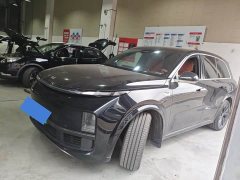 Li Auto L8 Pro - ფოტო 1