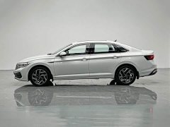 Volkswagen Jetta Facelift II 300TSI DSG Beyond Edition - ფოტო 3