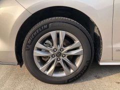 Toyota Sienna 2.5L Hybrid Comfort Edition - ფოტო 16