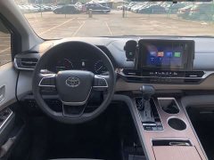 Toyota Sienna 2.5L Hybrid Comfort Edition - ფოტო 18