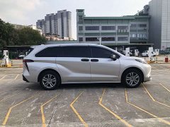 Toyota Sienna 2.5L Hybrid Comfort Edition - ფოტო 9