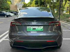 Tesla Model Y Standard Range RWD - ფოტო 5