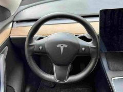 Tesla Model Y Standard Range RWD - ფოტო 6