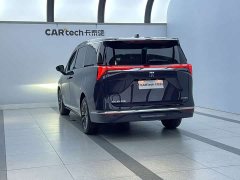 Buick GL8 Luzun Respect Edition - ფოტო 6