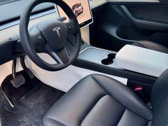 Tesla Model Y Rear-Wheel Drive - ფოტო 9