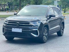 Volkswagen Touareg 300TSI Two-Wheel Drive Crescent Edition - ფოტო 1