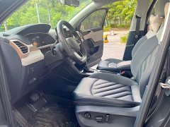 Volkswagen Touareg 300TSI Two-Wheel Drive Crescent Edition - ფოტო 6