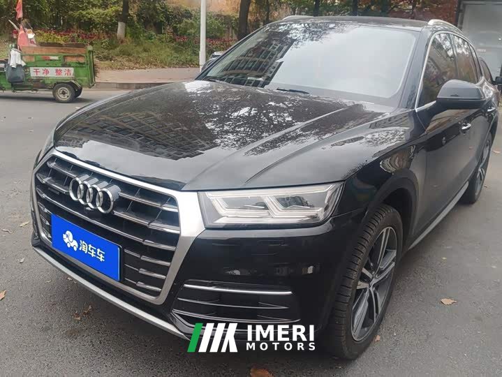 Audi Q5L 45 TFSI Deluxe Version - ავტომობილი ჩინეთიდან