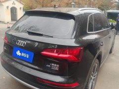 Audi Q5L 45 TFSI Deluxe Version - ფოტო 3