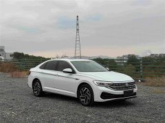 Volkswagen Jetta Facelift II 300TSI DSG Beyond Edition - ფოტო 3