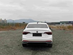 Volkswagen Jetta Facelift II 300TSI DSG Beyond Edition - ფოტო 5