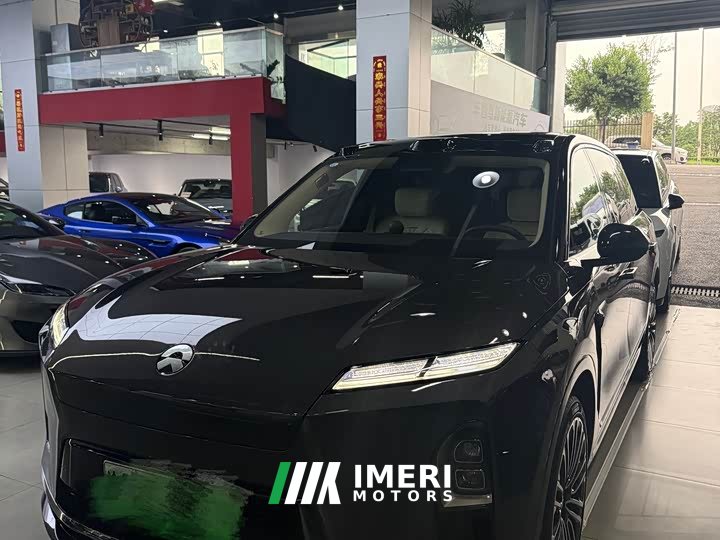 NIO ES8 Six-Seat Executive Signature Edition