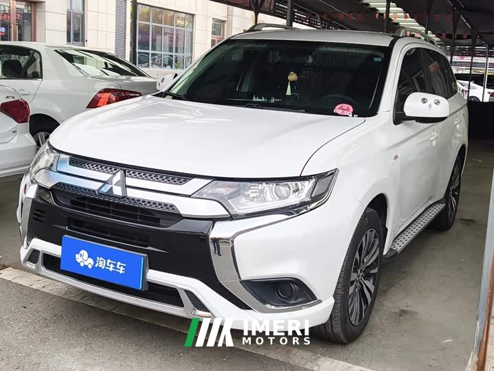 Mitsubishi Outlander 2.0L FWD Comfort 5-Seater - ავტომობილი ჩინეთიდან