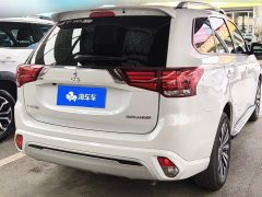 Mitsubishi Outlander 2.0L FWD Comfort 5-Seater - ფოტო 3
