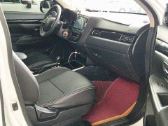 Mitsubishi Outlander 2.0L FWD Comfort 5-Seater - ფოტო 8