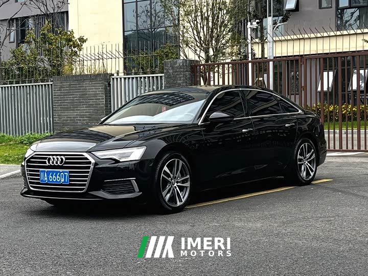 Audi A6L 45 TFSI Premium Elegance