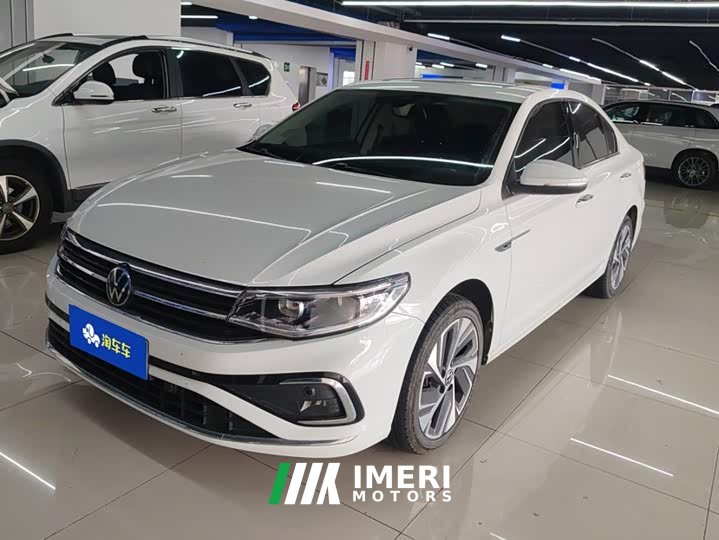Volkswagen Bora 300TSI DSG Respect Edition