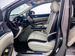 Buick GL8 2023 Land Business Class Comfort Edition - ფოტო 4