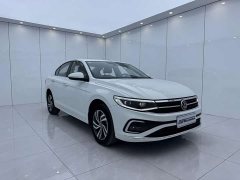 Volkswagen Bora 200TSI DSG Comfort Pro - ფოტო 3