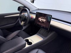 Tesla Model Y Rear-Wheel Drive - ფოტო 14