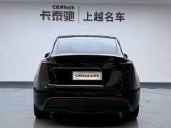 Tesla Model Y Rear-Wheel Drive - ფოტო 4