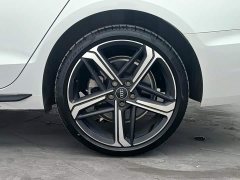 Audi A4L 40 TFSI Luxury Dynamic - ფოტო 10