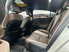 Lexus ES 200 Excellence Edition - ფოტო 10