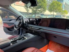 Lincoln Z 2025 2.0T Premier - ფოტო 13