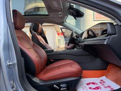 Lincoln Z 2025 2.0T Premier - ფოტო 14